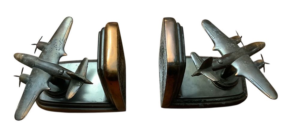 Lot 266: WWII Army Air Corps B-26 Marauder Bomber Aircraft Metal Bookends