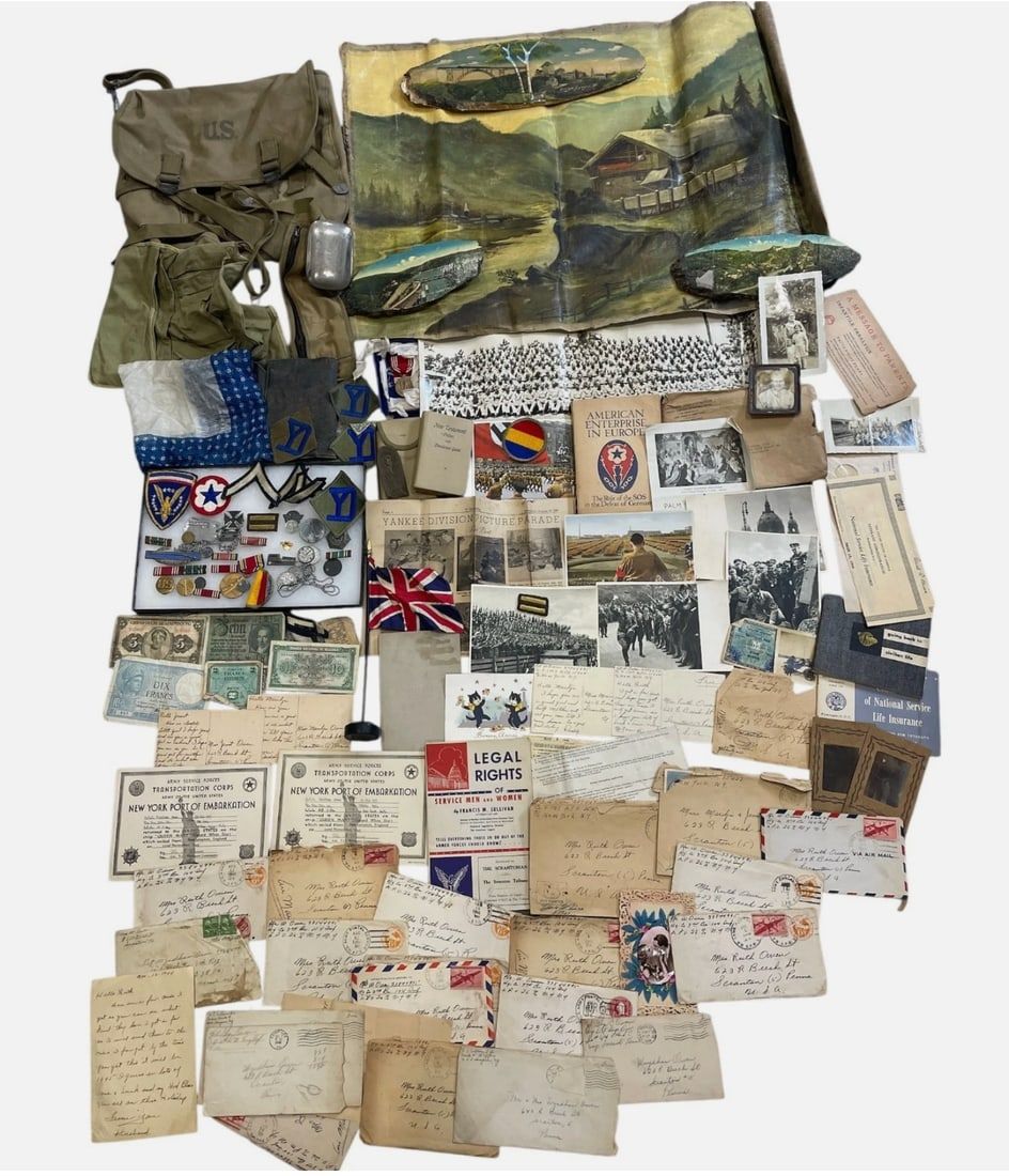 Lot 377: WWII US Army NAMED 26th Infantry Division Paper Dog Tags Art Group Lot