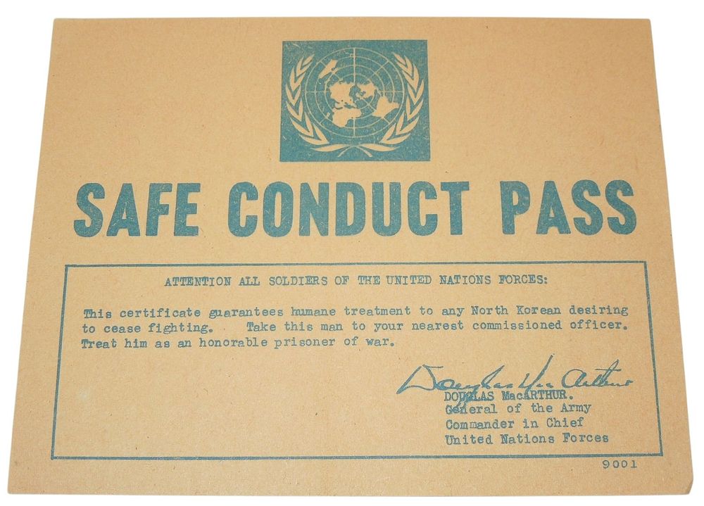 Lot 425: Korean War Gen. MacArthur US Military Surrender Leaflet Safe Conduct Pass #2