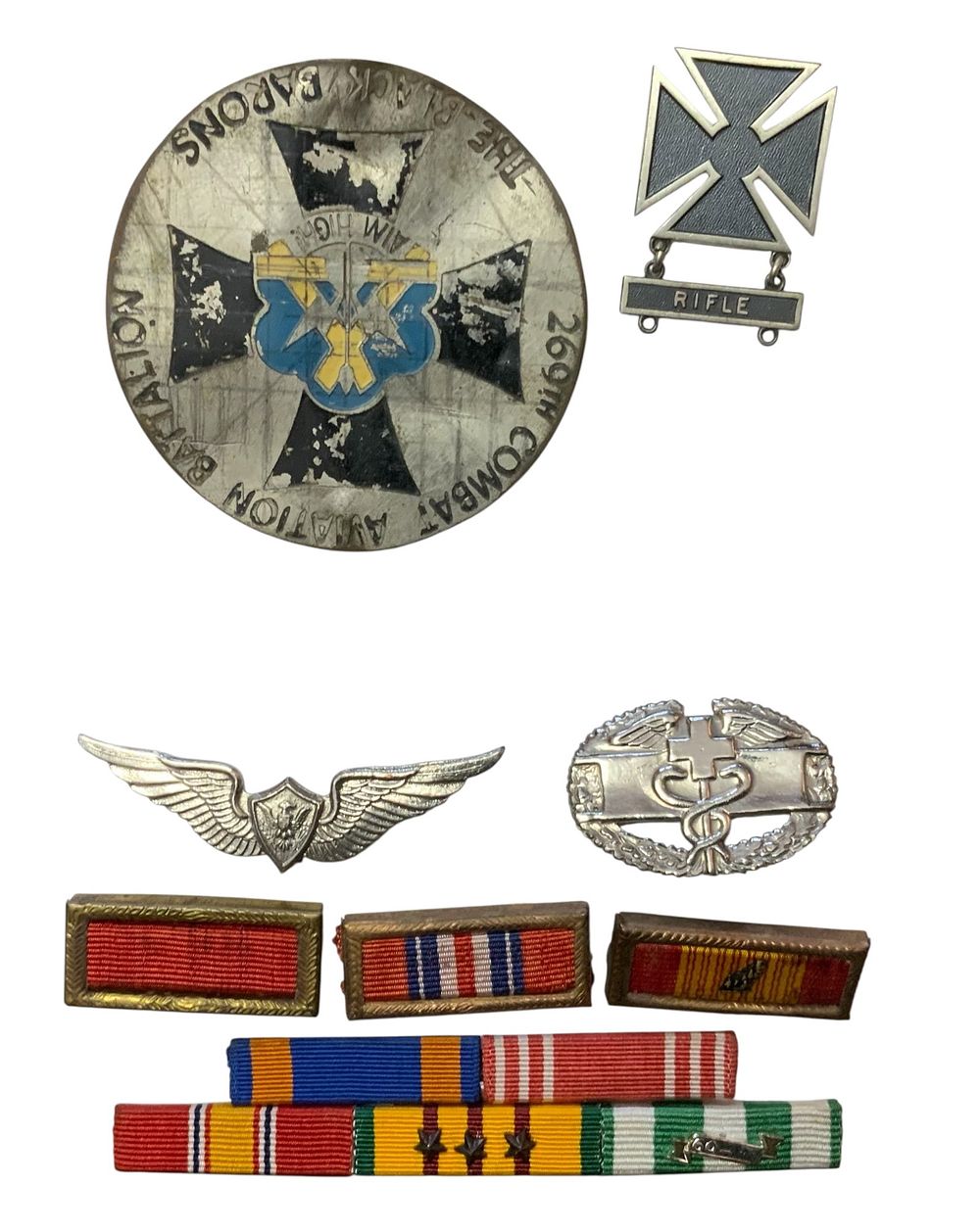 Lot 150: Vietnam Era 269th Combat Aviation Battalion Insignia Group