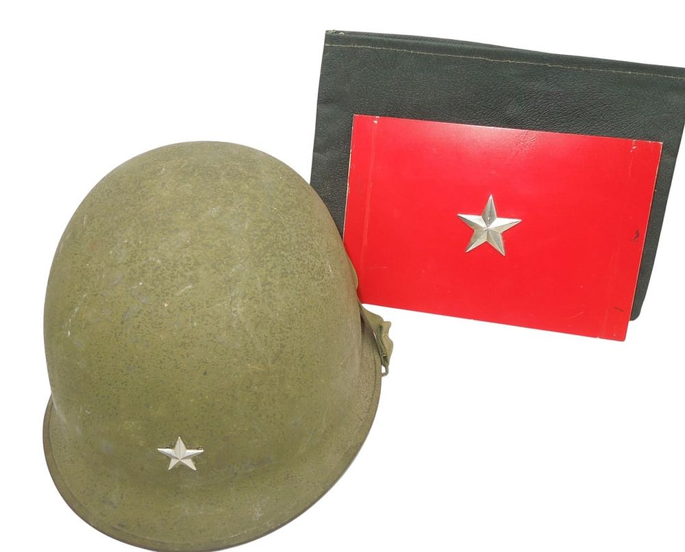 Lot 193: 1960s US Army 98th Division Named Brigadier General M-1 Helmet & Car Plate