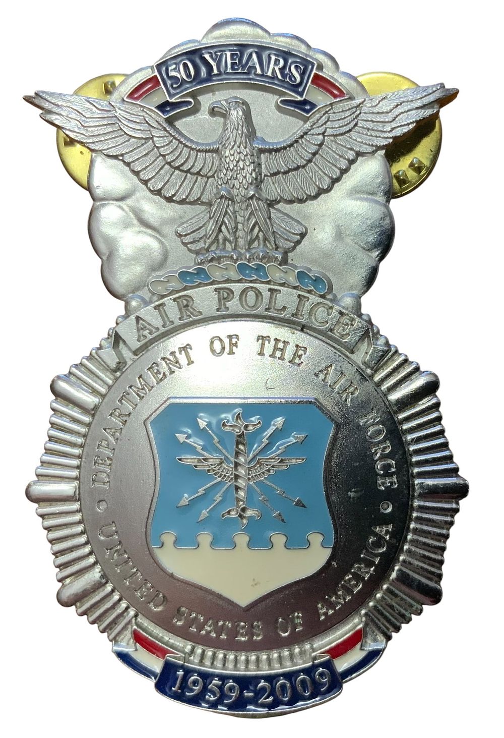 Lot 266: 2009 USAF Air Police Security Forces Commemorative Badge