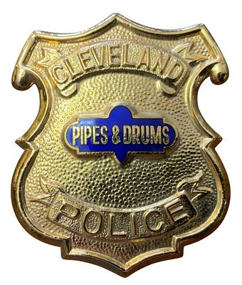 1990s Cleveland Police Pipes & Drums Ceremonial Badge. 1990s era Cleveland Police Pipes &amp; 