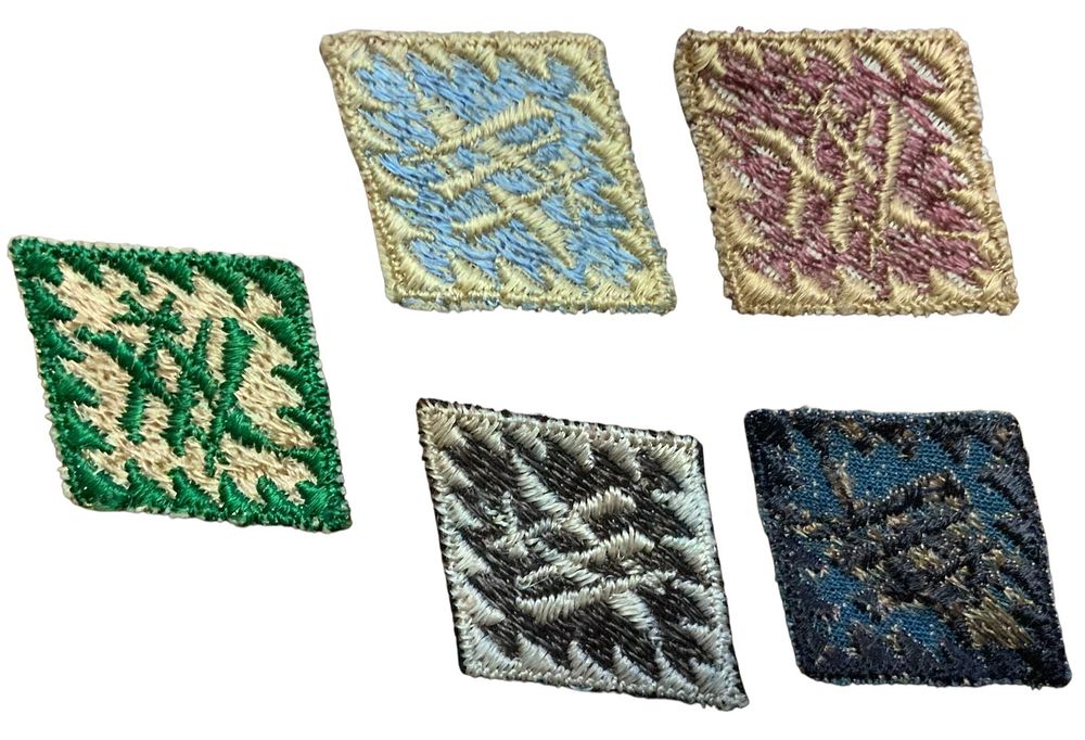 Lot 270: 1920s-30s 15th Infantry Regiment Chinese China Language School Patches LOT