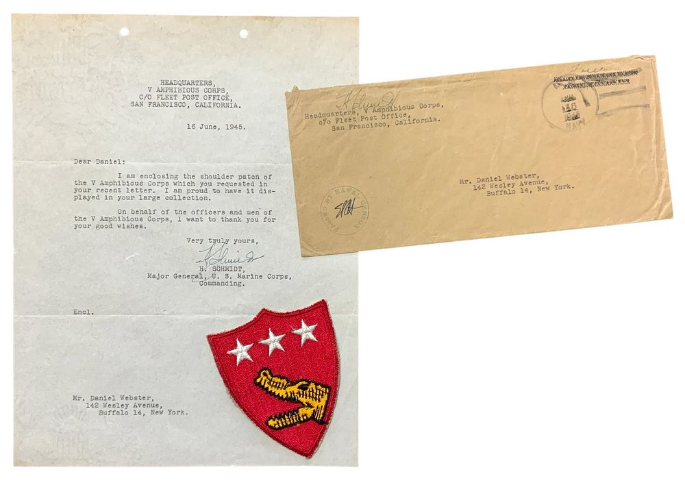 Lot 306: WWII 1945 USMC Marine V Amphibious Corps General Schmidt Signed Letter & Patch