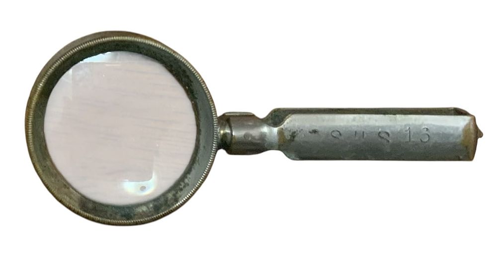 Lot 366: 1920s-30s French Military Folding Pocket Magnifying Glass