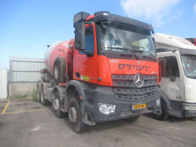 מרצדס ארוקס 3243 מודל 2021. 51,135 ק"מ, יד ראשונה. תיבת הילוכים: אוטומטי
צבע: לבן, מנוע: דיזל 