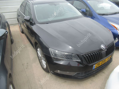 סקודה סופרב החדשה מודל 2016. 227,461 ק"מ, יד שישית. תיבת הילוכים: אוטומטי
צבע: שחור מטאלי 