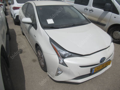 טויוטה פריוס מודל 2018. 176,498 ק"מ, יד שנייה. תיבת הילוכים: אוטומטי
צבע: לבן, מנוע: 