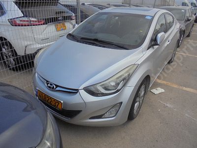 יונדאי I-35 מודל 2015. 166,740 ק"מ, יד שישית. תיבת הילוכים: אוטומטי
צבע: כסוף, מנוע: בנזין, נפח 