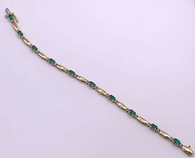 6.92g Emerald & Diamond 10k Gold Bracelet. Winner shall receive the exact item shown here. (BD/B)