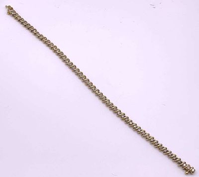 10g Authentic Diamond & 14k Gold Bracelet. There are 50 stones in this bracelet. Winner shall