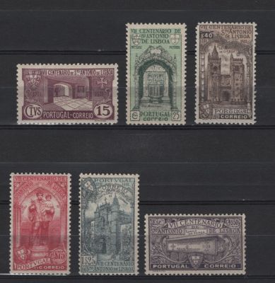 Portugal 1931 7º Centenário da Morte de Stº António. 
Novo com marca de Charneira com Goma. 
