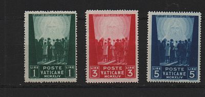 Vaticano 1945 Ajuda &agrave;s V&iacute;timas da Guerra ""MCMXLIV". 
Novo sem marca de charneira com goma. 
