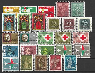 Portugal 1965 Ano completo em usados. 
• Cabe ao licitante verificar cuidadosamente as imagens 