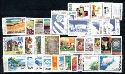 Portugal Selos do ano 1978. 
Novo sem marca de charneira com goma. 
Cabe ao licitante 