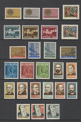 Portugal 1966 Ano completo. 
Novo sem marca de Charneira com goma. 
Cabe ao licitante 