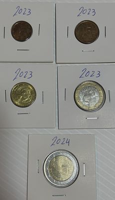 Lote C/ 5 Moedas da Cro&aacute;cia. Moedas Circuladas. 
Cabe ao licitante verificar cuidadosamente as 