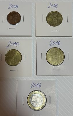 Lote C/ 5 Moedas de Andorra. Moedas Circuladas. 
Cabe ao licitante verificar cuidadosamente as 