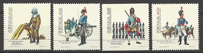 Portugal 1985 Uniformes Militares Portugueses Ex&eacute;rcito. 
Novo sem marca de charneira com goma. 