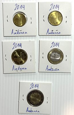Lote C/ 5 Moedas Andorra - Ano 2014. Moedas Circuladas. 
Cabe ao licitante verificar 