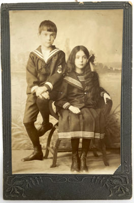 [Из коллекции Табачникова Е.М.] Неизвестный фотограф - Кабинетный портрет. 16.9 х 11.2 см 