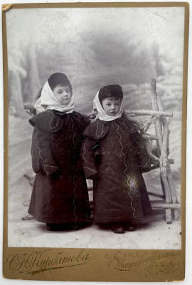 [Из коллекции Табачникова Е.М.] Курбатова Софья Николаевна - Кабинетный портрет. 16,3 х 11 см 