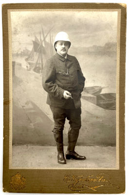 Курбатова Софья Николаевна - Кабинетный портрет. . 17 х 11 см