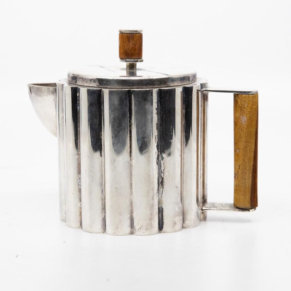Lot 279: 20th Century ILONKA KARASZ, PAYE & BAKER SILVER-PLATED