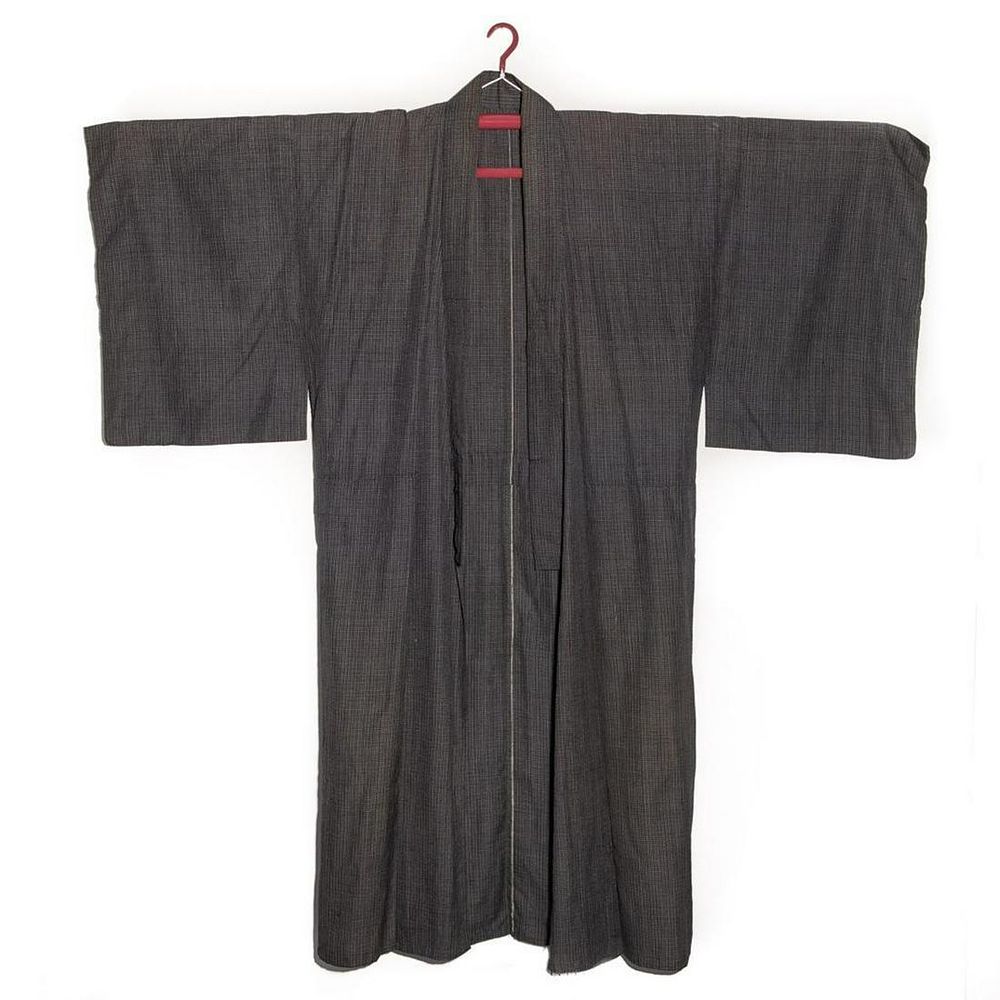 Lot 187: japanese menâ€™s circa 1900 antique handwoven silk