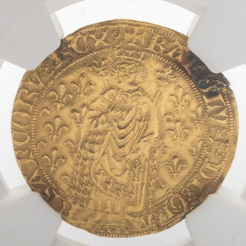 Lot 216: 15th century French gold coin