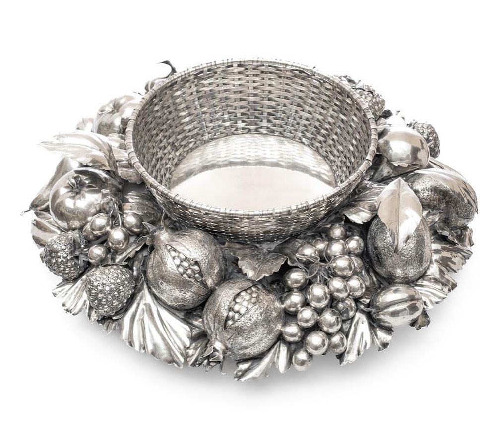 Lot 236: Buccellati extraordinary large Silver centerpiece, Signed