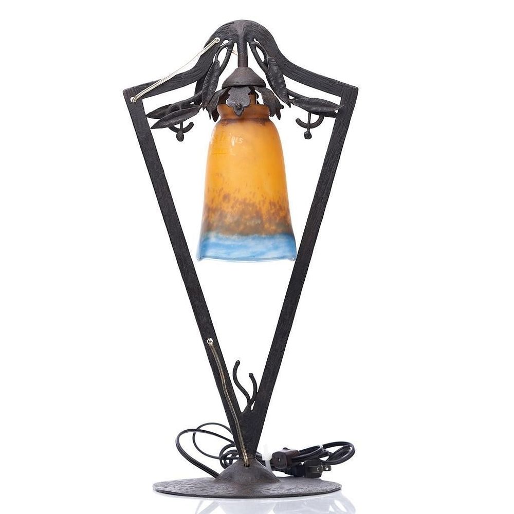 Lot 228: Muller Freres French Art Deco Wrought Iron Based Table Lamp