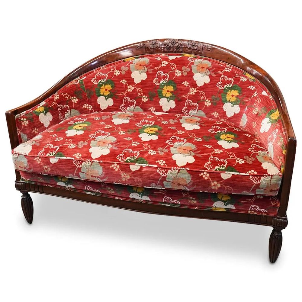 Lot 424: Paul Follot SS Normandie style Art Deco Settee with exceptional carving to frame