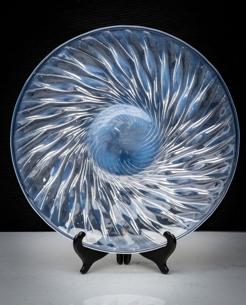 Lot 329: R Lalique Opalescent Art Glass Large Signed in charger 15.5 inch art deco "Actinia" Pattern Charger