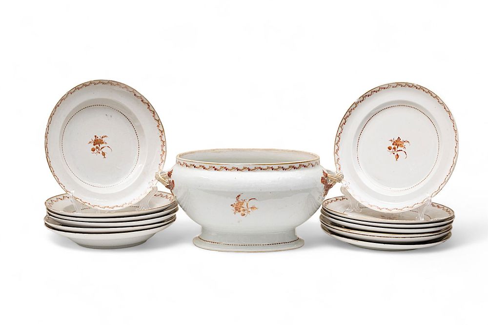 Lot 340: Chinese Export 19th Century Soup Service Including Tureen, 5 Soup Bowls with 5 Underplates