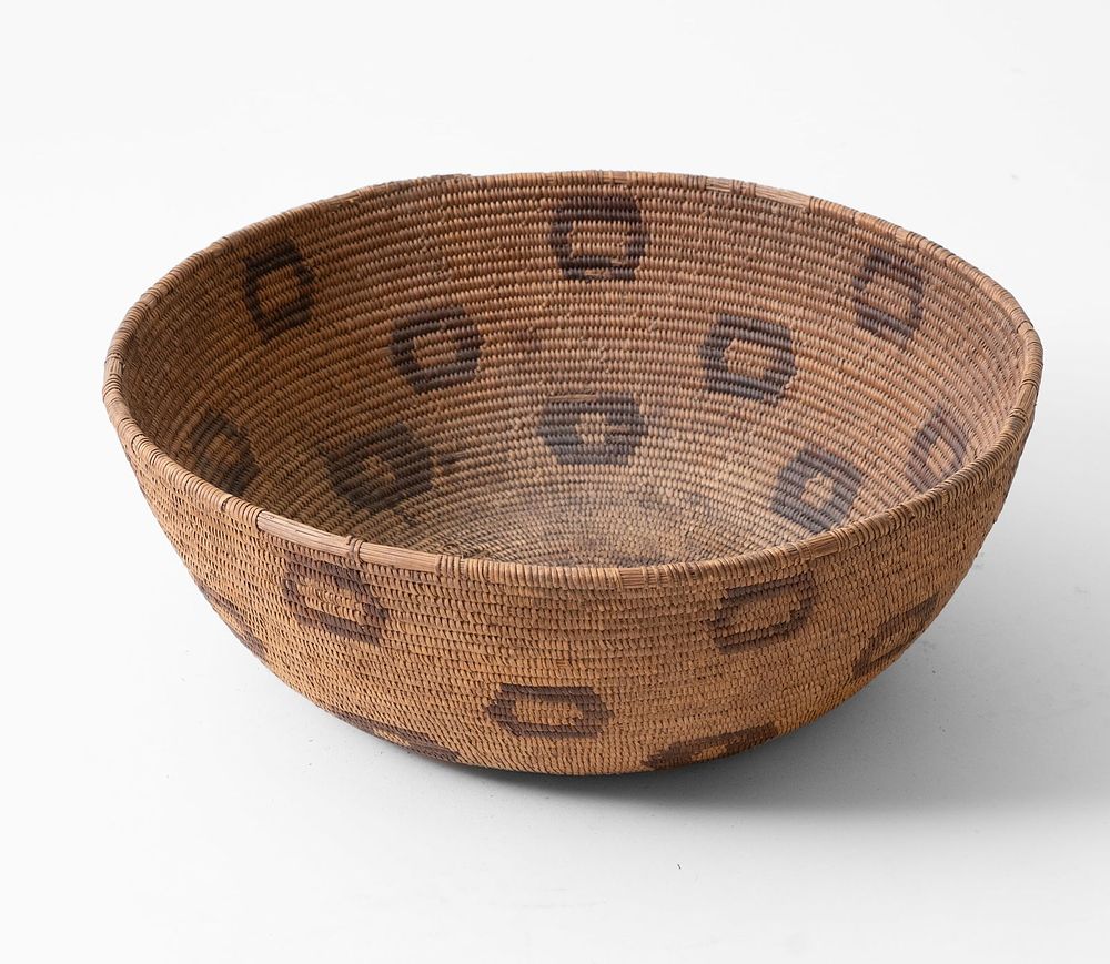 Lot 365: Large Native American "Mission" 15" Coiled Grain Basket, Early 20th Century