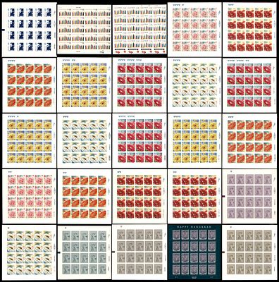 לוט גיליונות בולי ישראל דביקים , Sticky Israel Stamps Complete Sheets . 1996-2017. בולים