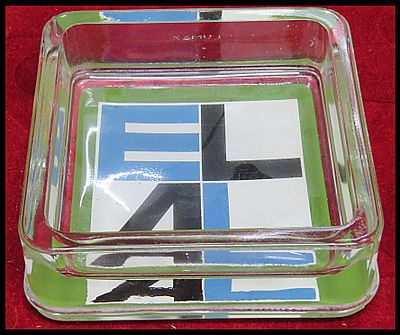 מאפרה של חברת אל על - וינטג' לוגו חברת EL AL פריט פרסומי . מאפרה 14x 14 x 5.5 
Collectible 