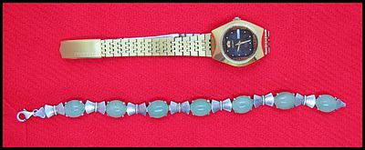 שעון מכאני ORIENT אוריינט משומש מצב עבודה + צמיד כסף משובץ אבנים שנראים כמו ג'ייד , כפי שמצולם 