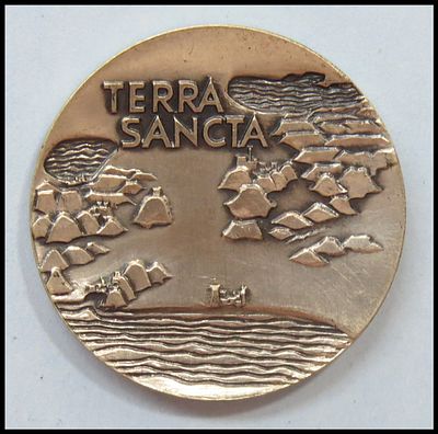 Silver medal "Love Thy Neighbour / Terra Sancta". Silver/935, diameter 35 mm, weight 28.91 g. 