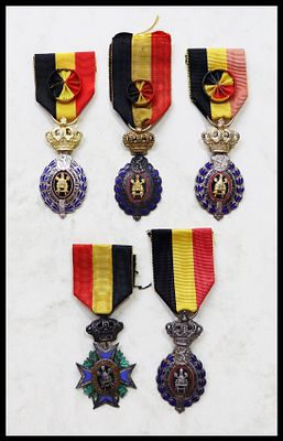 Lot of 5 Belgian Labour Decorations (Decoration du Travail). Units in lot: 5. Each with a royal 