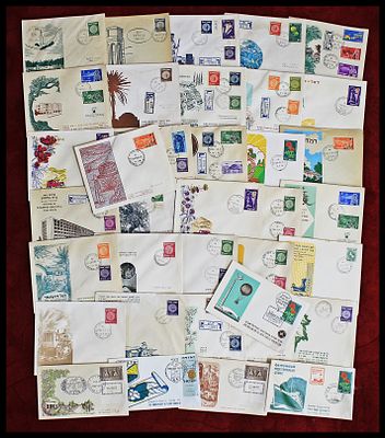 Lot of 36 Israeli First Day Covers (FDC), early 1950s. Tabbed stamps with printed cachets 