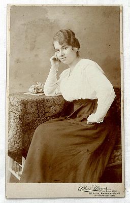 Albert Meyer, Court Photographer (Hoffotograf) Berlin, Antique Cabinet Photo of a Woman, late 