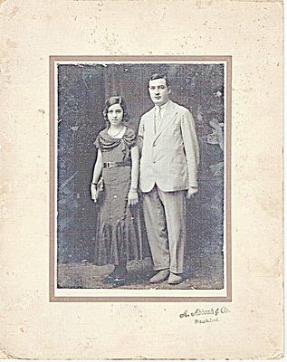 Antique Photo of a young couple, Iraq, Photo studio of A. Abbosh, Baghdad, 1920-30's.
Size: 16 