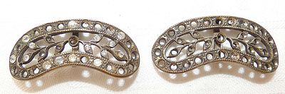 Victorian Antique Open Work Filigree Silver Plated Pair of Buckles.
Size: 1.5 x 4.1 cm. (0.6 x 