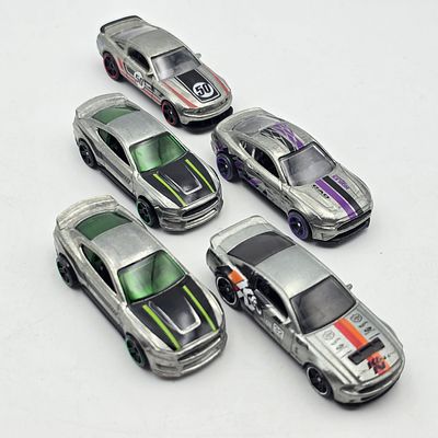 Hot Wheels Zamac Mustang lot of 5 
Includes 5 different Zamac Mustangs as seen 
All appear to 