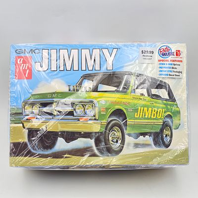 AMT GMC Jimmy Model Kit. This lot includes AMT GMC Jimmy model kit (2020) 
With box and looks to 