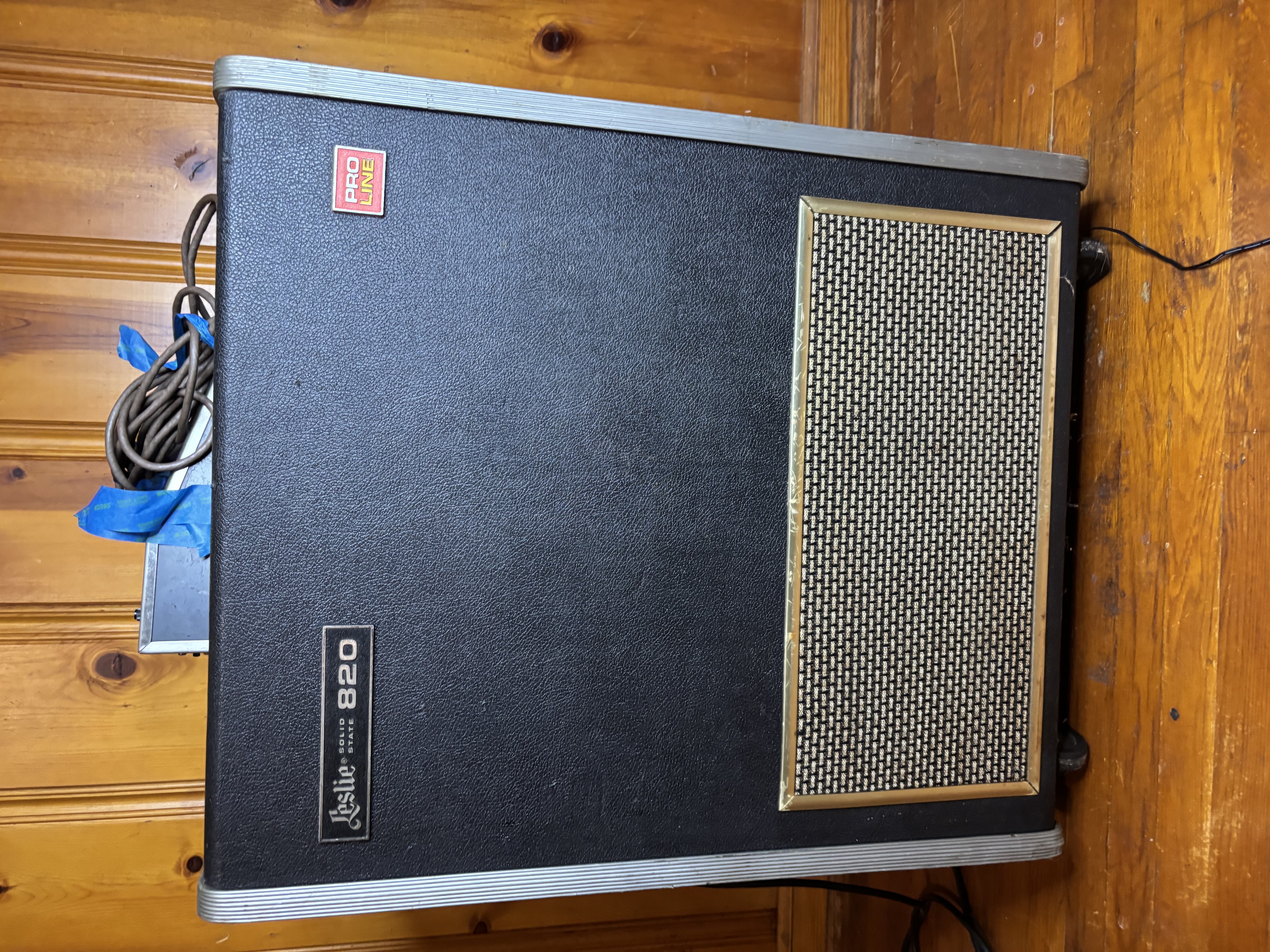 Leslie Pro Line Model 820 Rotary Speaker Cabinet with Combo Pre-Amp III