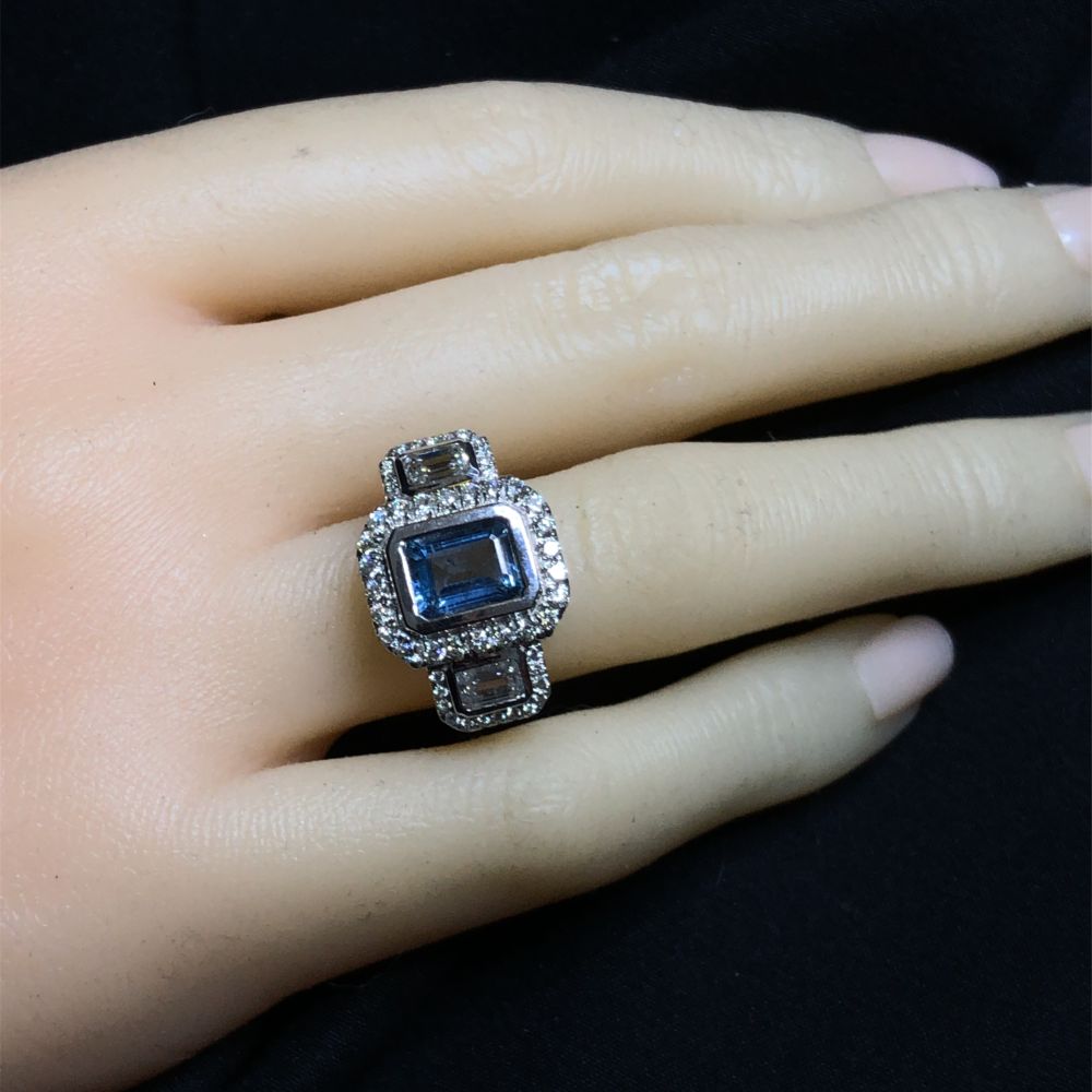 Natural Fine Color Aquamarine & Diamond Ring